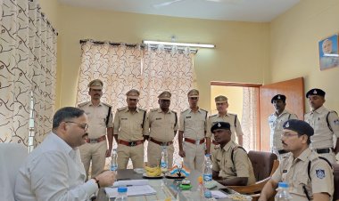 साब मैं अन्नू सिंह बोल रहा हूं, लाईन में अजगर घुस गया है... -जानिये क्यों एसएसपी रेडियो अमित सिंह ने ही डायल-100 पर लगाया फोन