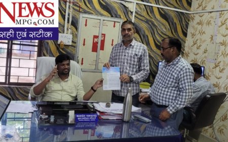 रतलाम में एक ग्राम पंचायत सरपंच ने प्रशासनिक अमले से परेशान होकर तीन माह का अवकाश मांगा ,  किसी सरपंच द्वारा छुट्टी मांगने का यह प्रदेश में पहला मामला