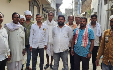 घर में घुसकर पुलिस ने मारपीट कर एंठे 25 हजार रुपए,  ग्रामीणों ने एसपी के पास पंहुचकर दिखाए वीडियो, गंभीर आरोप भी लगाए