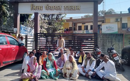 सीएम के आने के पहले जिला पंचायत सीईओ पर लगे मनमानी के आरोप, अध्यक्ष, उपाध्यक्ष, सदस्य नाराज होकर बैठे सड़क पर