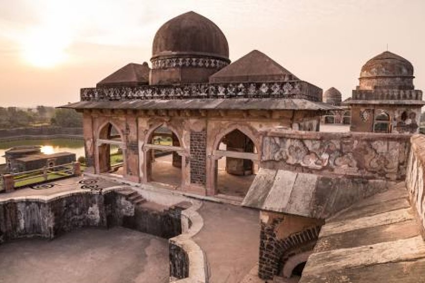 Mandu Tourism: मांडू नहीं देखा तो क्या देखा? इससे अद्भुत कुछ भी नहीं,  एक बार आएंगे तो हो जाएंगे खूबसूरती के कायल