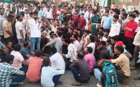 बाइक से टकराई पिकअप, मारपीट के बाद थाने में भी चली तनातनी और बल प्रयोग तक पहुंच गया विवाद! वरिष्ठ अधिकारी भी मौके पर